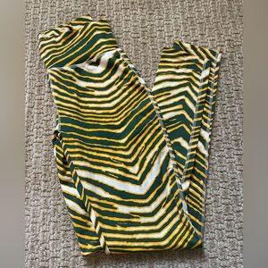 NWOT - Green Bay Packer Zebra Striped Legging
